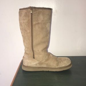 Ugg snow boots